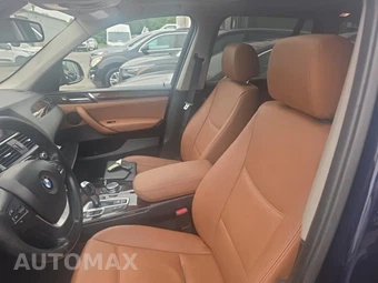 2016 BMW X3 Sports Activity Vehicle xDrive28i – miniatura 13