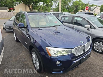 2016 BMW X3 Sports Activity Vehicle xDrive28i – miniatura 4