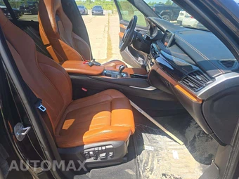2016 BMW X5 M Sports Activity Vehicle - miniatura 15