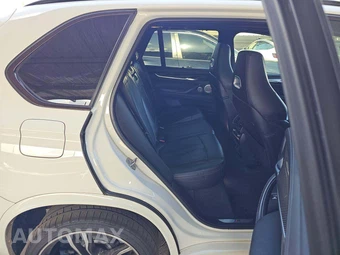 2016 BMW X5 M Sports Activity Vehicle - miniatura 16