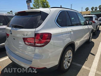 2016 BMW X5 Sports Activity Vehicle sDrive35i - miniatura 3