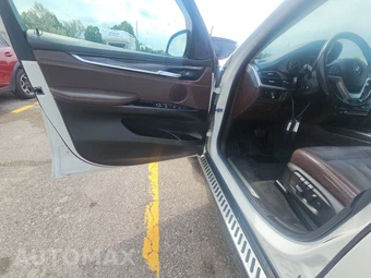 2016 BMW X5 Sports Activity Vehicle xDrive35i - miniatura 9