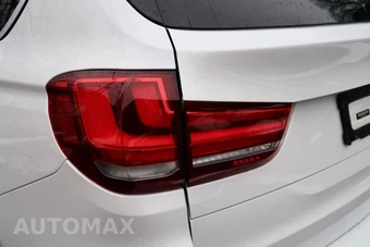 2016 BMW X5 Sports Activity Vehicle xDrive35i - miniatura 10