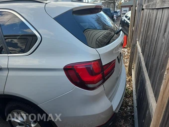 2016 BMW X5 Sports Activity Vehicle xDrive35i - miniatura 14