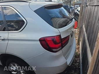 2016 BMW X5 Sports Activity Vehicle xDrive35i - miniatura 23