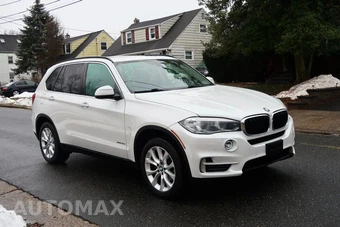 2016 BMW X5 Sports Activity Vehicle xDrive35i - miniatura 3