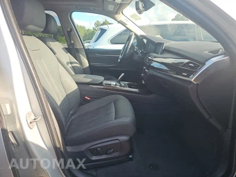 2016 BMW X5 Sports Activity Vehicle xDrive35i - miniatura 8