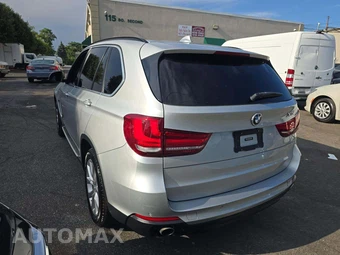 2016 BMW X5 Sports Activity Vehicle xDrive35i - miniatura 2