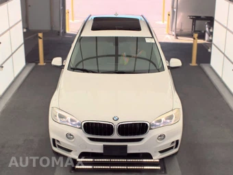 2016 BMW X5 Sports Activity Vehicle xDrive35i - miniatura 2