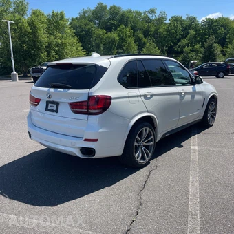2016 BMW X5 Sports Activity Vehicle xDrive50i M SPORT LINE - miniatura 6
