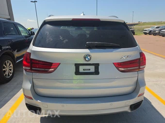 2016 BMW X5 Sports Activity Vehicle xDrive50i M SPORT LINE - miniatura 5