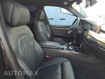 2016 BMW X5 Sports Activity Vehicle xDrive50i M SPORT LINE - miniatura 8