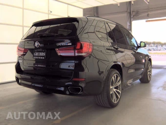 2016 BMW X5 Sports Activity Vehicle xDrive50i M SPORT LINE - miniatura 4