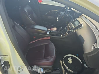 2016 Buick LaCrosse Leather 1SL – miniatura 8