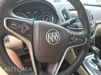 2016 Buick Regal Premium II 1SP - miniatura 10