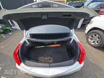 2016 Cadillac CTS-V Sedan - miniatura 14