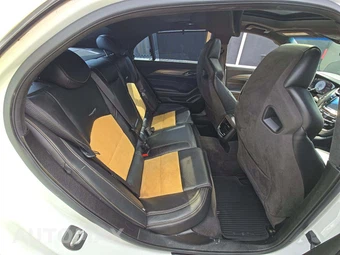 2016 Cadillac CTS-V Sedan - miniatura 16