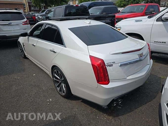 2016 Cadillac CTS-V Sedan - miniatura 2