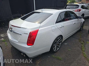 2016 Cadillac CTS-V Sedan - miniatura 3