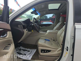 2016 Cadillac Escalade ESV Luxury Collection 1SB - miniatura 3