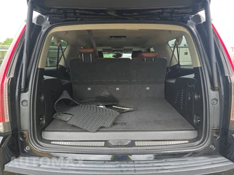 2016 Cadillac Escalade ESV Luxury Collection 1SB - miniatura 17