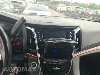 2016 Cadillac Escalade ESV Luxury Collection 1SB - miniatura 11