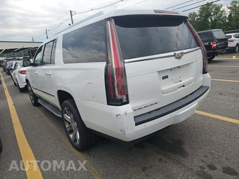 2016 Cadillac Escalade ESV Luxury Collection 1SB - miniatura 6