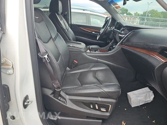 2016 Cadillac Escalade ESV Luxury Collection 1SB - miniatura 8