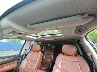 2016 Cadillac Escalade ESV Luxury Collection 1SB - miniatura 8