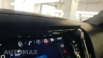 2016 Cadillac Escalade ESV Luxury Collection 1SB - miniatura 36