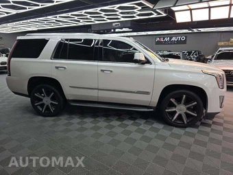 2016 Cadillac Escalade Luxury Collection 1SB - miniatura 4
