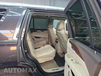 2016 Cadillac Escalade Luxury Collection 1SB - miniatura 17