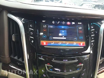 2016 Cadillac Escalade Luxury Collection 1SB - miniatura 26