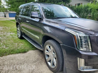 2016 Cadillac Escalade Luxury Collection 1SB - miniatura 3