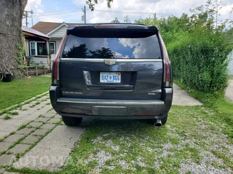 2016 Cadillac Escalade Luxury Collection 1SB - miniatura 5