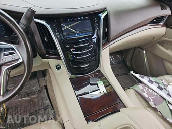 2016 Cadillac Escalade Luxury Collection 1SB – miniatura 10