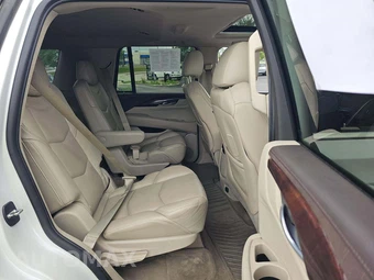 2016 Cadillac Escalade Luxury Collection 1SB – miniatura 17