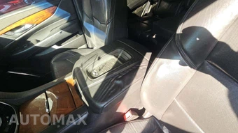 2016 Cadillac Escalade Luxury Collection 1SB - miniatura 25