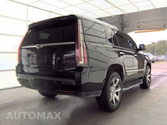 2016 Cadillac Escalade Luxury Collection 1SB - miniatura 4