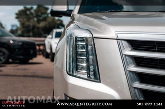 2016 Cadillac Escalade Luxury Collection 1SB - miniatura 11