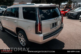 2016 Cadillac Escalade Luxury Collection 1SB - miniatura 13