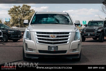 2016 Cadillac Escalade Luxury Collection 1SB - miniatura 2