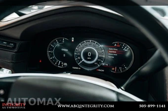 2016 Cadillac Escalade Luxury Collection 1SB - miniatura 32
