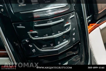2016 Cadillac Escalade Luxury Collection 1SB - miniatura 36