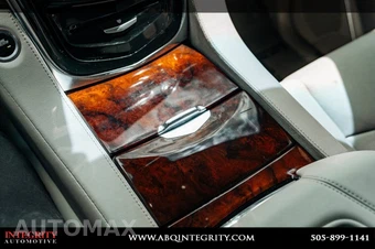 2016 Cadillac Escalade Luxury Collection 1SB - miniatura 37