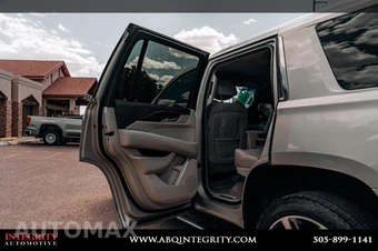 2016 Cadillac Escalade Luxury Collection 1SB - miniatura 44