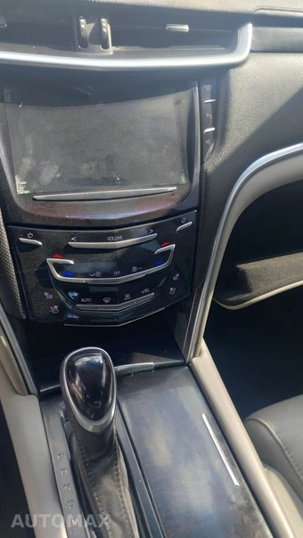 2016 Cadillac XTS Luxury Collection 1SB - miniatura 7