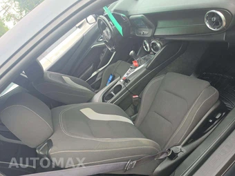 2016 Chevrolet Camaro 1LT Coupe – miniatura 18