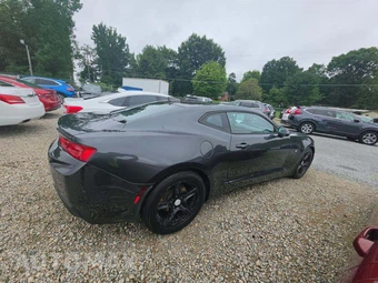 2016 Chevrolet Camaro 1LT Coupe – miniatura 4