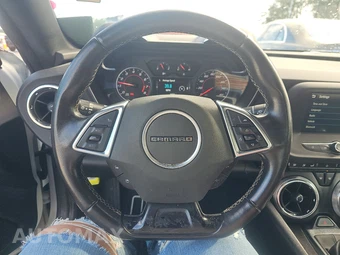 2016 Chevrolet Camaro 1LT Coupe – miniatura 10